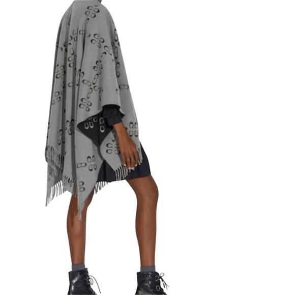 COACH WOOL PONCHO REVERSIBLE SIGNATURE MONOGRAM CAPE IN BLACK & GRAY VERY RARE! - Picture 3 of 3